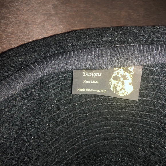 Kerridwen Designs l Hand Made l North Vancouver, BC - Picture 5 of 7